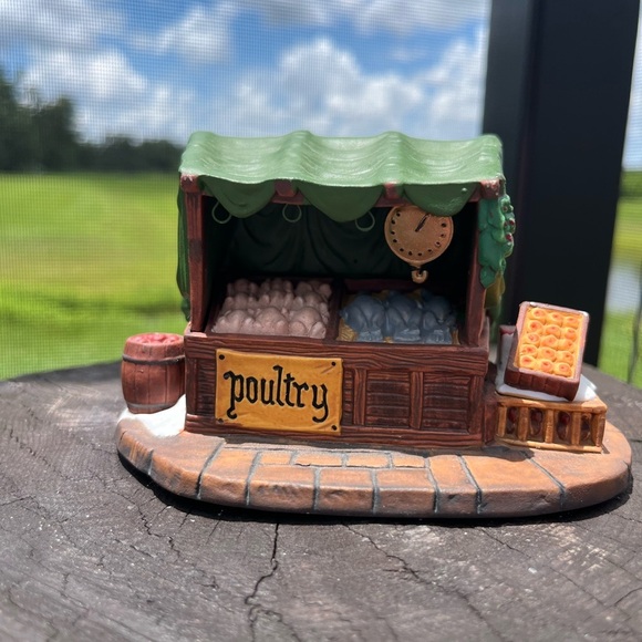 Dept. 56 Village Poultry Market Fair Stand Vendor Accessory - Picture 1 of 8